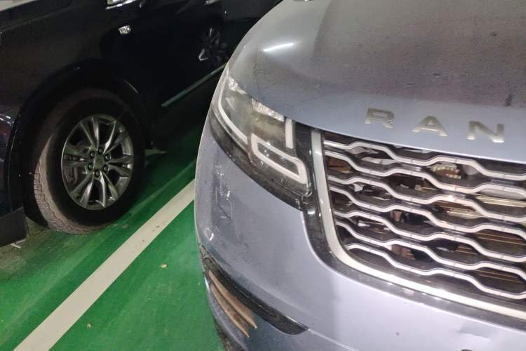 Used Land Rover Range Velar 2020 P250 R-DYNAMIC S Right Front Headlight