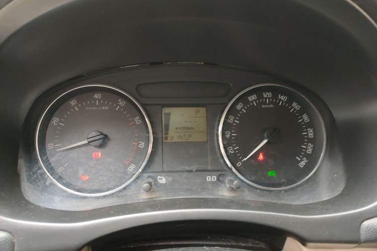 Used Skoda Fabia 2012 1.6L Scout Instrument Cluster