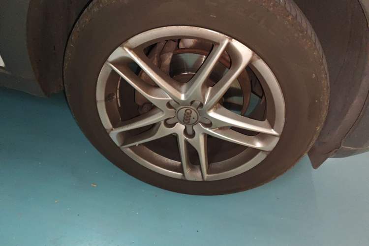 Used Audi Q5 2018 Collector's Edition 40 TFSI Technology Model