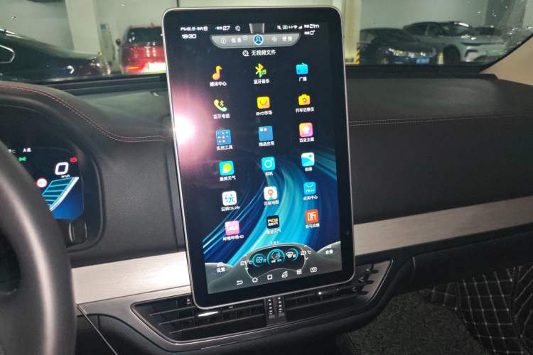 Used BYD Tang New Energy 2019 EV600D Four-Wheel Drive Smart Connect Genesis Edition Audio And AC Panel