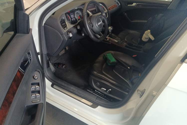 Used Audi A4L 2013 35 TFSI Automatic Comfort Model