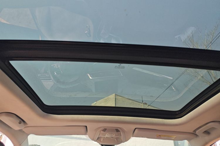 Used Peugeot 5008 2017 350THP 7-Seater Elite Edition Headliner