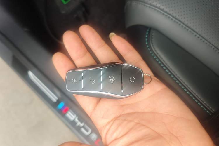 Used BYD Qin L 2024 DM-i 80KM Leading Model