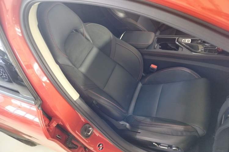 Used Lynk & Co 02 2019 1.5T DCT Two-Wheel Drive Pro Edition China VI Standard