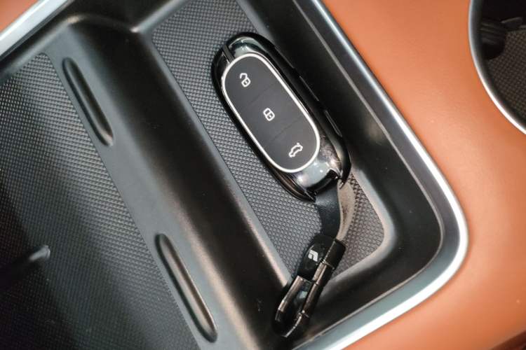 Used Li Auto L8 2023 Max model
