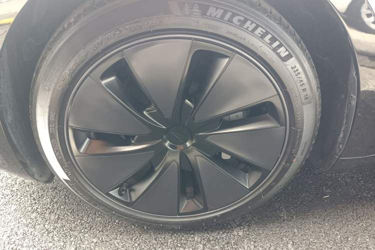 Used Tesla Model 3 2023 Rear-Wheel-Drive Version Left Front Wheel Hub