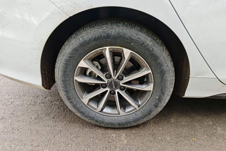 Used BYD Destroyer 05 2024 HONOR Edition DM-i 55KM Luxury Model Exterior 5