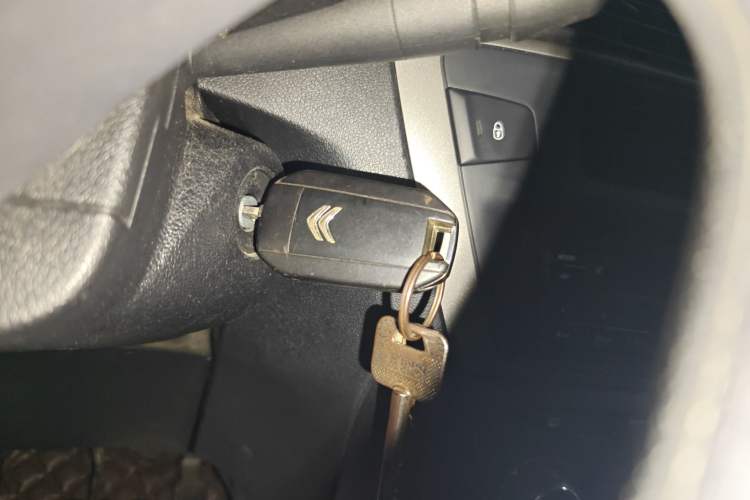 Used Citroen Elysee 2017 1.6L Manual Fashion Model