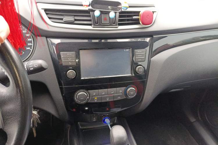 Used Nissan Qashqai 2017 2.0L CVT Smart Enjoyment Version China V Standard
