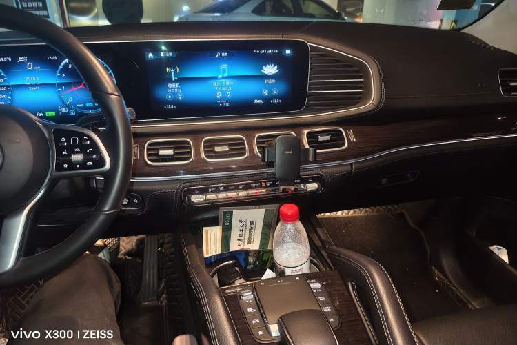 Used Mercedes-Benz GLS 2021 Refresh GLS 450 4MATIC Fashion Edition Audio And AC Panel