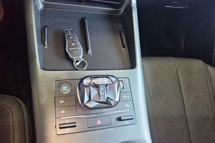 Used BYD Qin PLUS 2025 DM-i Smart Drive 55KM Leading Model