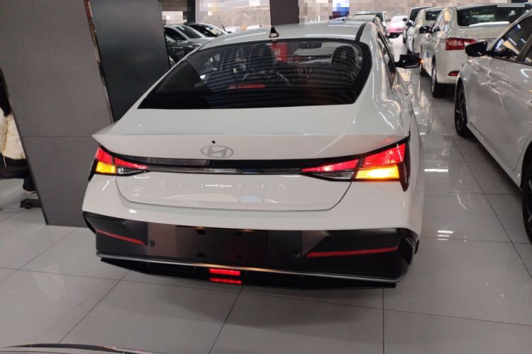 Used Hyundai Elantra 2023 1.5L CVT GLX Elite Edition
