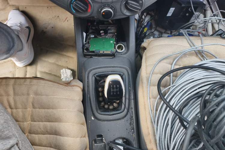 Used Chevrolet Sail 2015 Sail 3 1.3L Manual Warm Edition Gear Lever