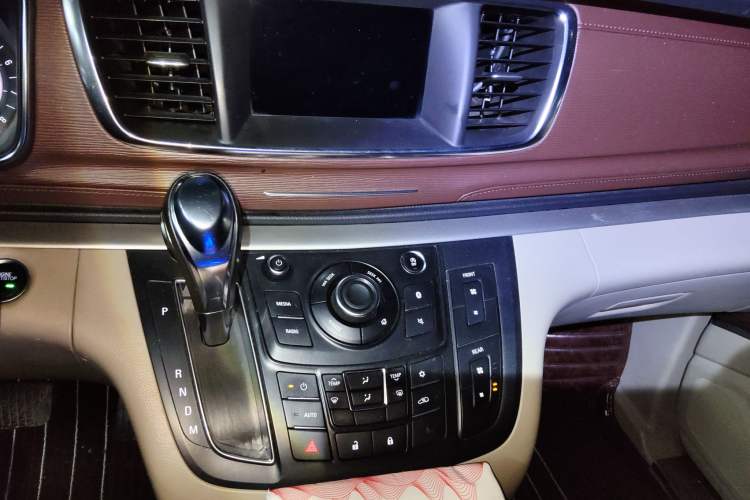 Used Buick GL8 2017 25S Luxury Version China V Standard
