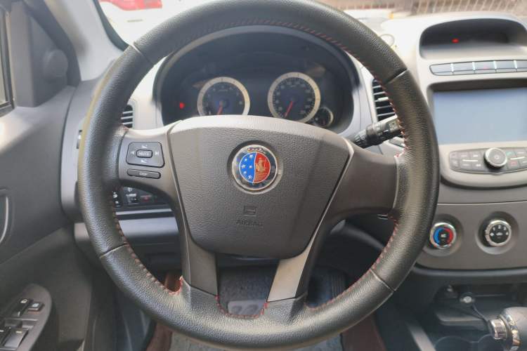 Used Geely Auto Diamond 2014 CROSS 1.5L Automatic Elite Model Steering Wheel