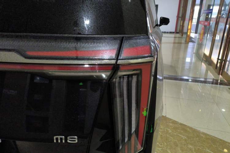 Used GAC Trumpchi M8 2023 Zongshi Series 400T Flagship Edition Right Rear Taillight