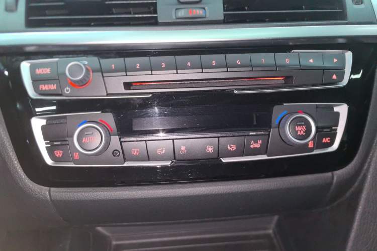 Used BMW 3 Series 2018 320Li Leading Model M Sport Package
