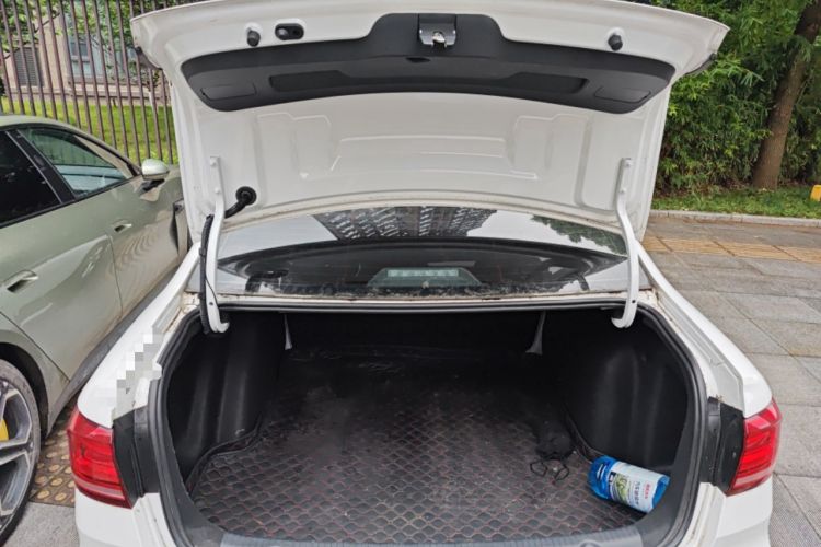 Used Volkswagen Lavida 2019 Lavida Start 1.5L Automatic Trendy Version China VI Standard Trunk