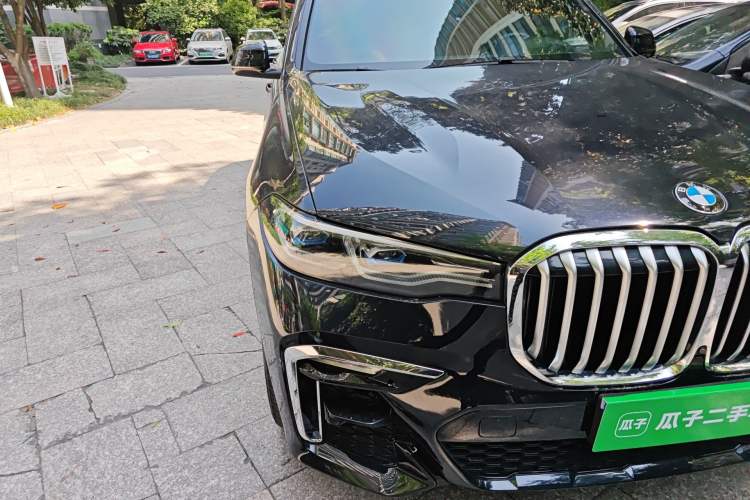 Used BMW X7 2020 xDrive40i Luxury M Sport Package
