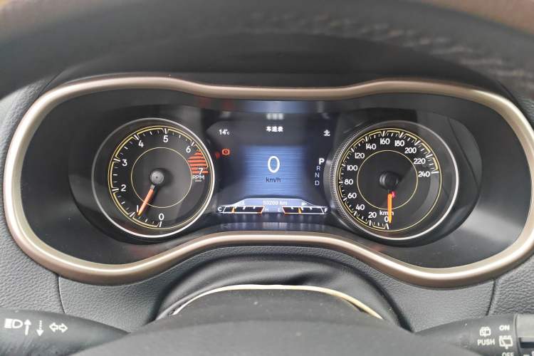 Used Jeep Cherokee 2017 2.0L Superior Edition