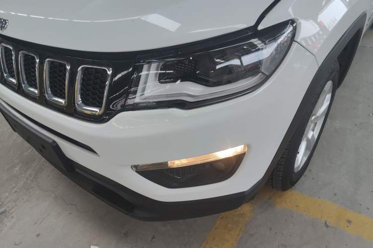 Used Jeep Compass 2017 200T Automatic Family Edition