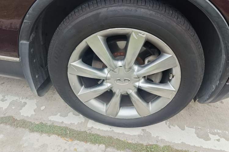 Used Infiniti EX 2011 EX25 Elegant Edition Right Front Wheel Hub