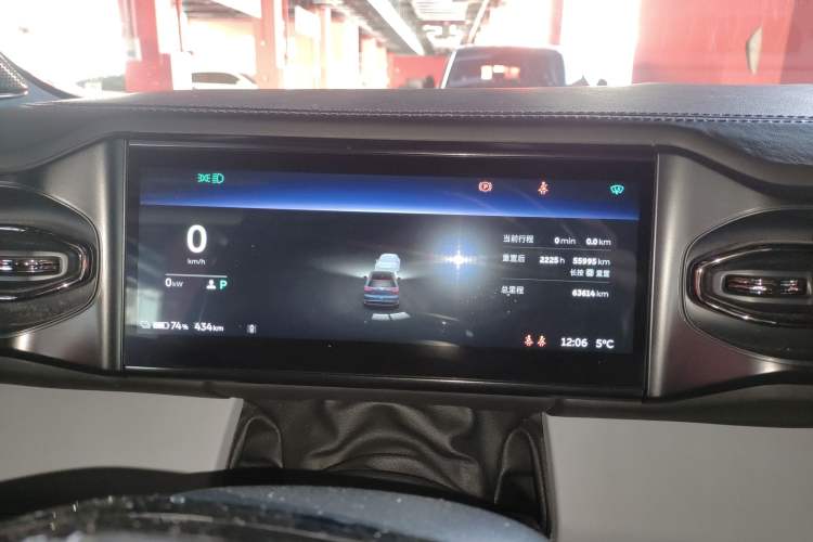 Used Nio ES8 2020 580 km Range Signature Edition Six-Seater Version
