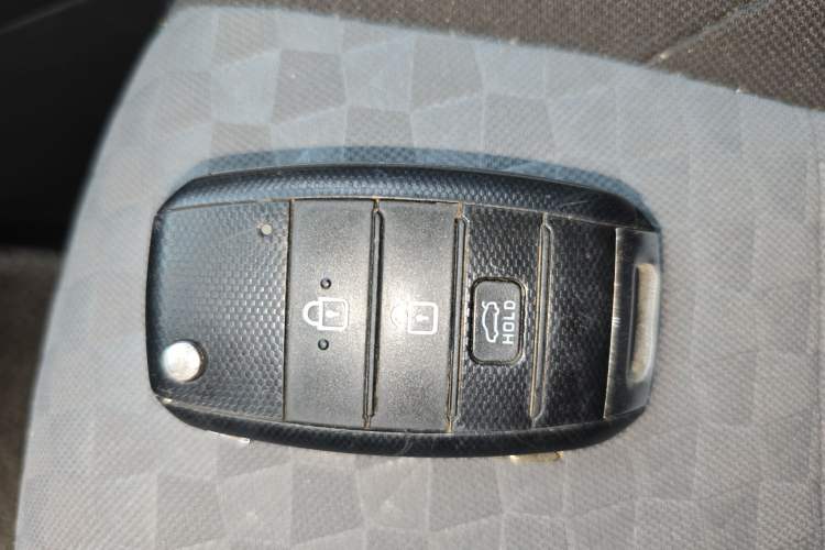 Used Kia K2 2017 Sedan 1.4L Automatic GLS Vehicle Key