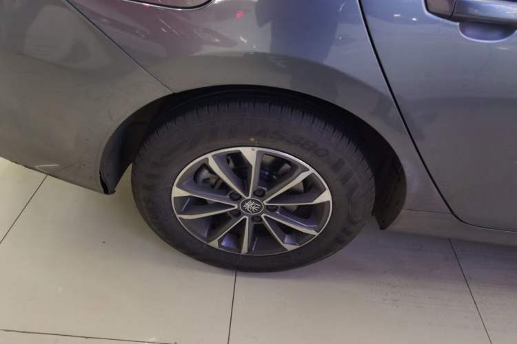 Used BYD Qin PLUS 2024 HONOR Edition DM-i 55KM Leading Model
