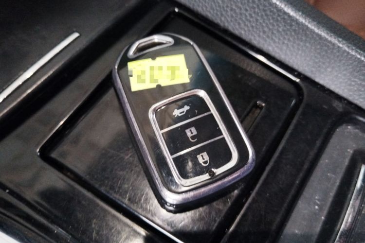 Used Honda Spirior 2015 2.4L Prestige Edition Vehicle Key