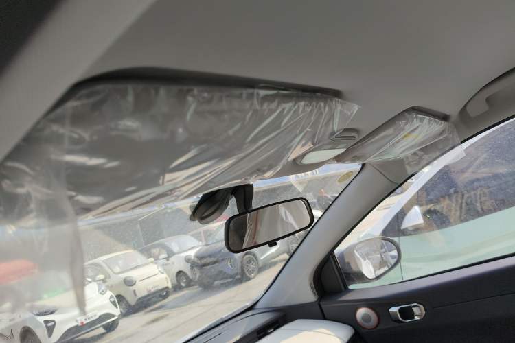 Used Chery Little Ant 2024 Facelifted 321km Beloved Edition Headliner