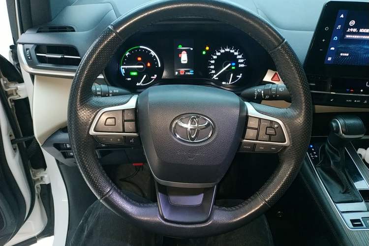 Used Toyota Granvia 2023 2.5L Hybrid Prestige PLUS Edition Steering Wheel
