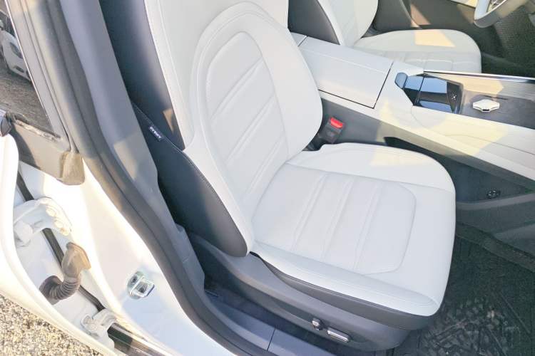 Used Dongfeng eπ eπ007 2024 200Pro Range-Extended Version