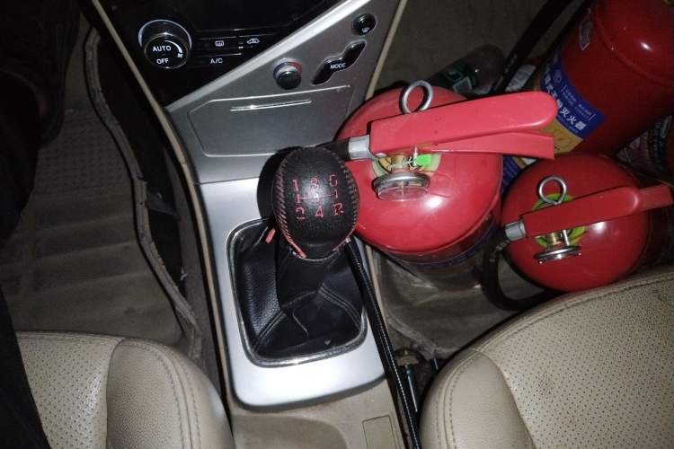 Used Great Wall C30 2013 1.5L Manual Luxury Model Gear Lever