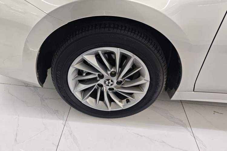 Used Venucia D60 2021 PLUS 1.6L XL CVT Yue Ling Edition Left Front Wheel Hub