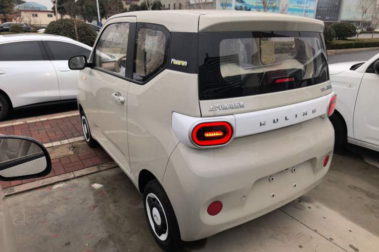 Used Wuling Hongguang MINIEV 2024 3rd Generation 215km Youth Edition
