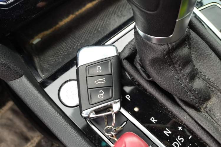 Used Volkswagen Magotan 2023 2 Million Units Commemorative Edition 330TSI DSG Luxury Version