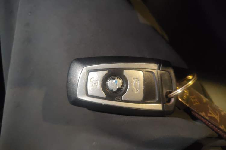 Used BMW M4 2014 M4 two-door coupe
