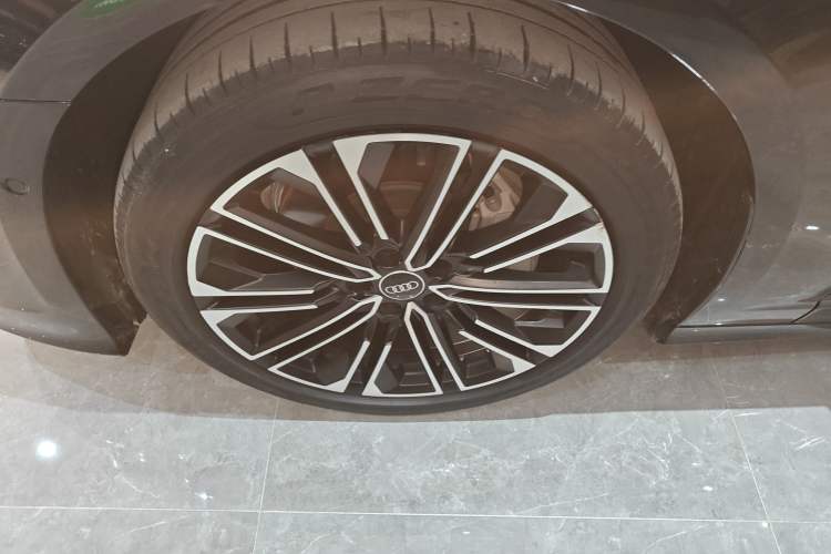 Used Audi A6L 2023 Revised 45 TFSI Prestige Dynamic Edition
