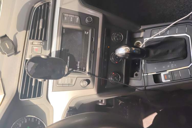 Used Volkswagen Lamando 2017 230TSI DSG Fashion Edition