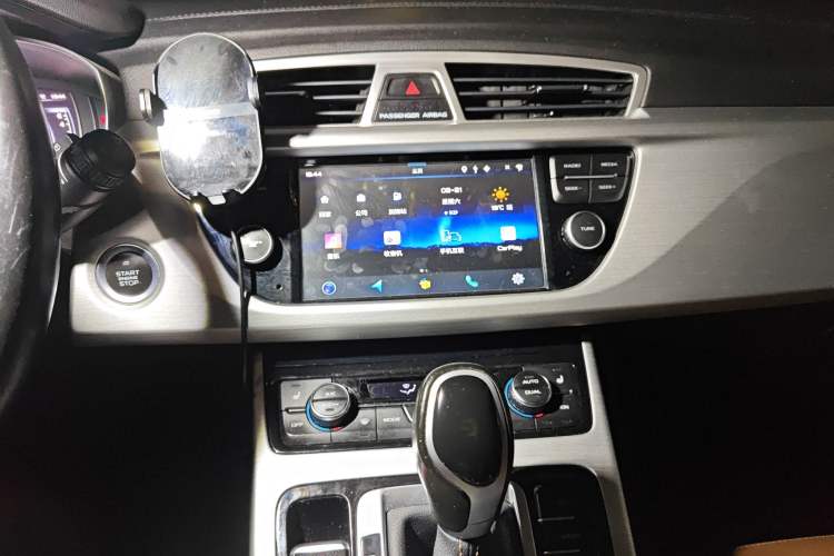 Used Geely Auto Emgrand X7 Sport 2016 1.8TD Automatic ZhiZun Version
