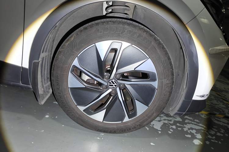 Used Volkswagen ID.4 CROZZ 2024 PURE+ model
