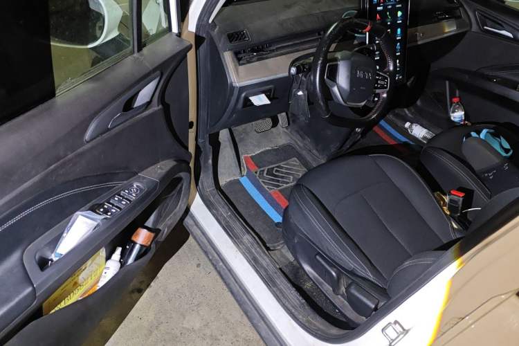 Used NETA V 2021 Standard Range Entertainment Version – Upgraded Model
