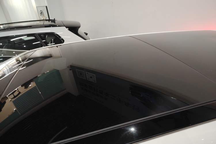 Used Land Rover Range Rover Evoque New Energy 2022 Aurora L P300e Plug-in Hybrid Electric Version