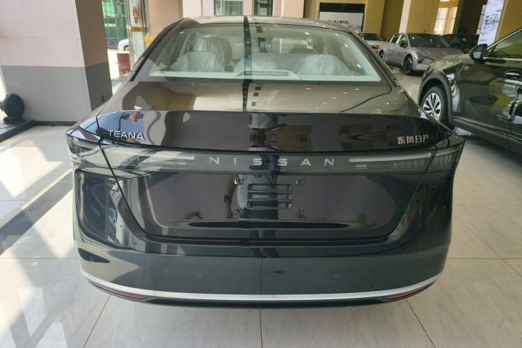 Used Nissan Teana 2026 Model Harmony Cockpit 2.0L Smart Ultra-Comfort Edition
