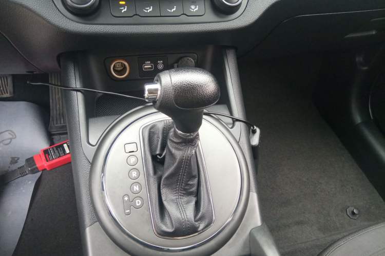 Used Kia Sportage R 2015 2.0L Automatic Two-Wheel Drive GL
