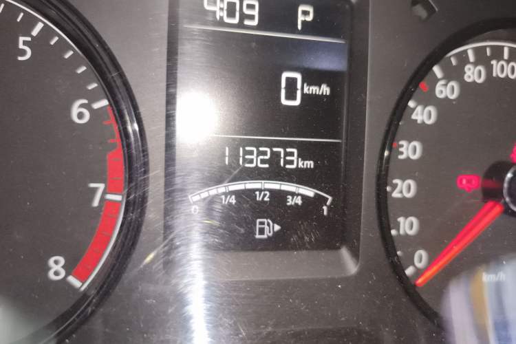 Used Volkswagen Lavida 2013 Revised Classic 1.6L Automatic Fashion Edition
