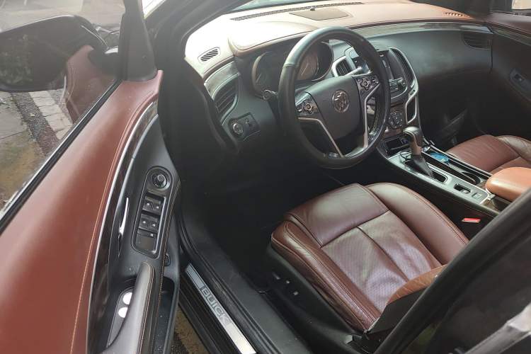 Used Buick LaCrosse 2013 2.4L SIDI Elite Comfort Version
