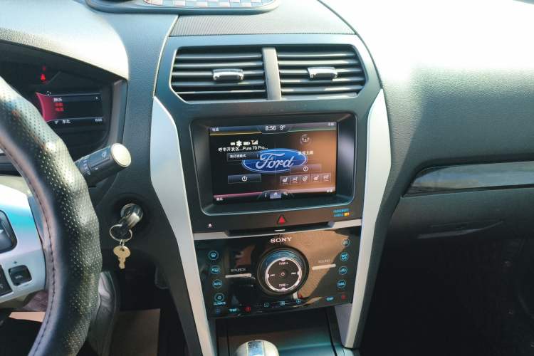 Used Ford Explorer 2013 3.5L Deluxe Model Audio And AC Panel