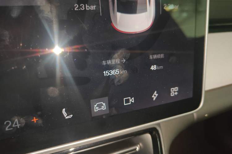 Used Polestar 4 2023 Single Motor Standard Range PLUS Odometer Close Up